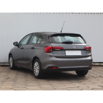 Fiat Tipo  Hatchback 2017,  1.4 benzyna+LPG - Na sprzedaż za 32 499 zł - Łódź - zdjęcie 6