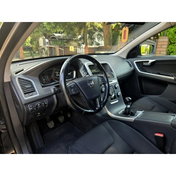 Volvo   SUV 2014,  2.0 diesel - Na sprzedaż za 39 900 zł - Tychy - zdjęcie 9
