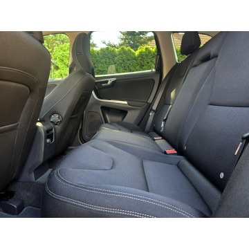 Volvo   SUV 2014,  2.0 diesel - Na sprzedaż za 39 900 zł - Tychy - zdjęcie 12