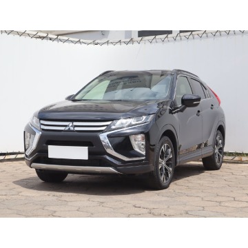 Mitsubishi Eclipse  SUV 2018,  1.5 benzyna, automat - Na sprzedaż za 62 999 zł - Łódź - zdjęcie 3
