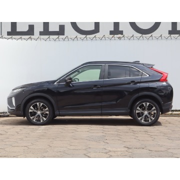 Mitsubishi Eclipse  SUV 2018,  1.5 benzyna, automat - Na sprzedaż za 62 999 zł - Łódź - zdjęcie 4