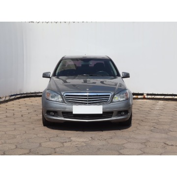 Mercedes - Benz C-klasa  Liftback 2010,  1.6 benzyna+LPG, automat - Na sprzedaż za 30 499 zł - Łódź - zdjęcie 2