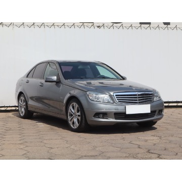 Mercedes - Benz C-klasa  Liftback 2010,  1.6 benzyna+LPG, automat - Na sprzedaż za 30 499 zł - Łódź - zdjęcie 1