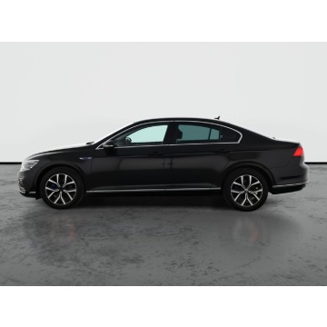 Volkswagen Passat  Liftback 2022,  1.4 benzyna, automat - Na sprzedaż za 93 999 zł - Piaseczno - zdjęcie 4
