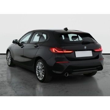 BMW Seria 1  Hatchback 2022,  1.5 benzyna, automat - Na sprzedaż za 68 499 zł - Piaseczno - zdjęcie 6