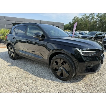 Volvo XC 40 - B3 Plus Dark aut 163kM! HD pixel LED! Harman Kardon! Kamera 360!