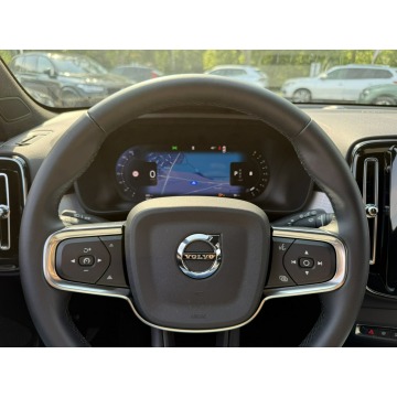Volvo   SUV 2025,  2.0 benzyna, automat - Na sprzedaż za 159 900 zł - Pęcice - zdjęcie 12