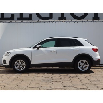 Audi Q3  SUV 2021,  1.5 benzyna, automat - Na sprzedaż za 97 999 zł - Łódź - zdjęcie 4