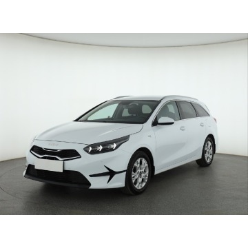 Kia Ceed  Kombi 2023,  1.0 benzyna - Na sprzedaż za 54 999 zł - Piaseczno - zdjęcie 3