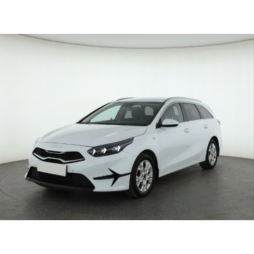Kia Ceed  Kombi 2023,  1.0 benzyna - Na sprzedaż za 55 999 zł - Piaseczno - zdjęcie 3