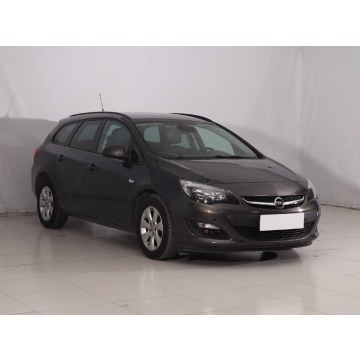 Opel Astra  Kombi 2014,  1.4 benzyna - Na sprzedaż za 22 999 zł - Szczecinek - zdjęcie 1