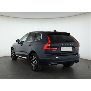 Volvo XC60  SUV 2019,  2.0 diesel, automat - Na sprzedaż za 119 999 zł - Piaseczno - zdjęcie 6