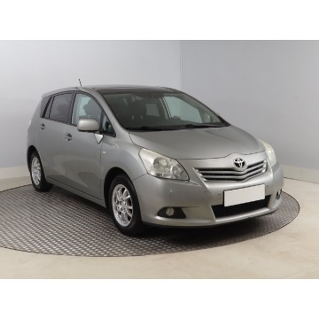 Toyota Verso 1.8 Valvematic (147KM), 2012