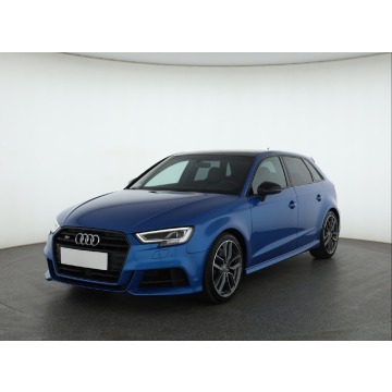 Audi S3  Hatchback 2018,  2.0 benzyna, automat - Na sprzedaż za 112 999 zł - Piaseczno - zdjęcie 3