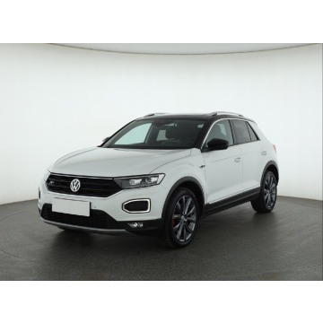 Volkswagen   SUV 2019,  1.5 benzyna - Na sprzedaż za 79 999 zł - Piaseczno - zdjęcie 3
