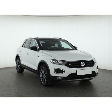 Volkswagen   SUV 2019,  1.5 benzyna - Na sprzedaż za 79 999 zł - Piaseczno - zdjęcie 1