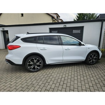 Ford Focus  Kombi 2020,  2.0 diesel - Na sprzedaż za 43 800 zł - Gdynia - zdjęcie 4