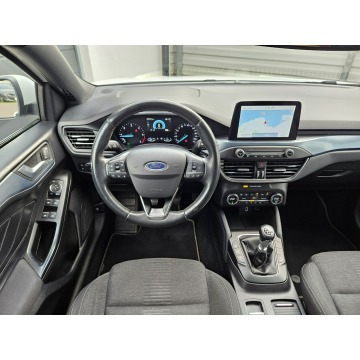 Ford Focus  Kombi 2020,  2.0 diesel - Na sprzedaż za 43 800 zł - Gdynia - zdjęcie 8