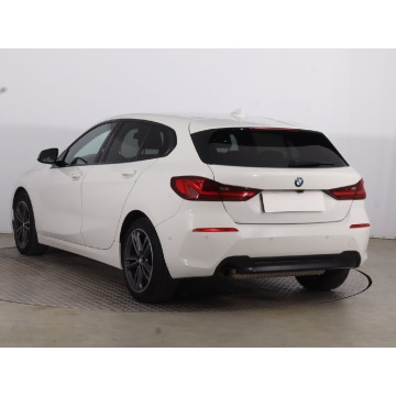 BMW Seria 1  Hatchback 2019,  1.5 benzyna, automat - Na sprzedaż za 77 999 zł - Łódź - zdjęcie 6