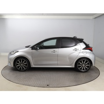 Toyota Yaris  Hatchback 2025,  1.5 benzyna, automat - Na sprzedaż za 104 999 zł - Bielany Wrocławskie - zdjęcie 4
