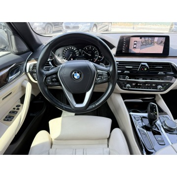 BMW Seria 5  Sedan/Limuzyna 2019,  2.0 benzyna, automat - Na sprzedaż za 97 900 zł - Wrocław - zdjęcie 4