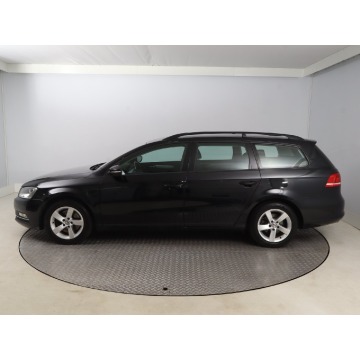 Volkswagen Passat  Kombi 2014,  1.4 benzyna - Na sprzedaż za 30 699 zł - Bielany Wrocławskie - zdjęcie 4