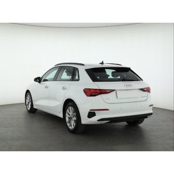 Audi A3  Hatchback 2023,  1.5 benzyna, automat - Na sprzedaż za 81 999 zł - Piaseczno - zdjęcie 6