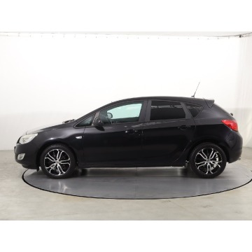 Opel Astra  Hatchback 2011,  1.4 benzyna - Na sprzedaż za 18 499 zł - Katowice - zdjęcie 4