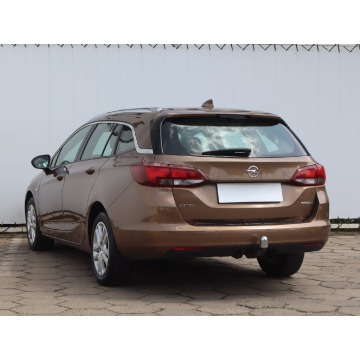 Opel Astra  Kombi 2017,  1.6 diesel - Na sprzedaż za 22 999 zł - Łódź - zdjęcie 6
