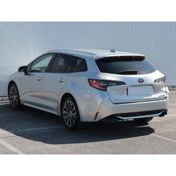 Toyota Corolla  Kombi 2020,  2.0 benzyna, automat - Na sprzedaż za 76 999 zł - Lublin - zdjęcie 6