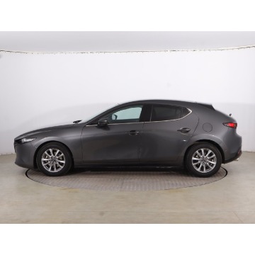 Mazda 3  Hatchback 2019,  2.0 benzyna, automat - Na sprzedaż za 78 499 zł - Elbląg - zdjęcie 4