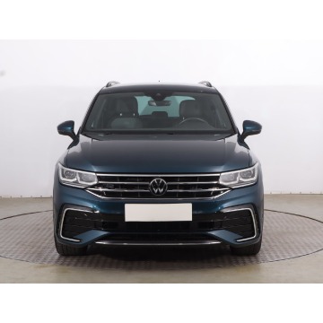 Volkswagen Tiguan  SUV 2023,  1.5 benzyna, automat - Na sprzedaż za 126 999 zł - Mielec - zdjęcie 2