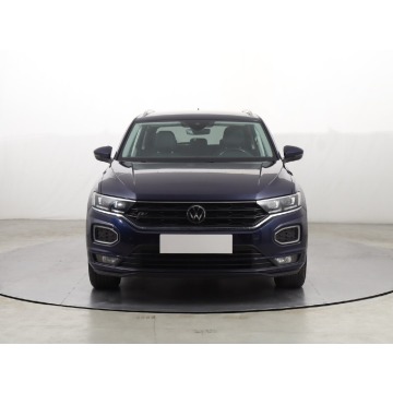 Volkswagen   SUV 2020,  1.5 benzyna, automat - Na sprzedaż za 59 999 zł - Katowice - zdjęcie 2