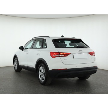 Audi Q3  SUV 2023,  1.5 benzyna, automat - Na sprzedaż za 99 999 zł - Piaseczno - zdjęcie 6
