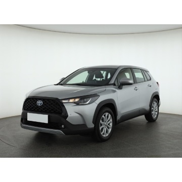 Toyota Corolla  SUV 2022,  2.0 benzyna, automat - Na sprzedaż za 121 999 zł - Piaseczno - zdjęcie 3