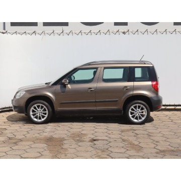 Skoda Yeti  SUV 2010,  1.4 benzyna - Na sprzedaż za 19 999 zł - Łódź - zdjęcie 4