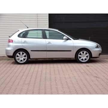 Seat Ibiza  Hatchback 2005,  1.4 benzyna - Na sprzedaż za 8 600,00 zł - Mikołów - zdjęcie 4