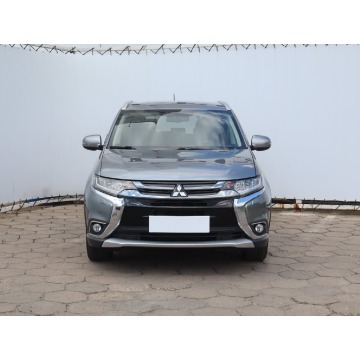 Mitsubishi Outlander  SUV 2015,  2.0 benzyna+LPG, automat - Na sprzedaż za 59 999 zł - Łódź - zdjęcie 2