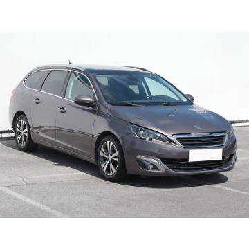 Peugeot 308 1.2 e-THP (130KM), 2014