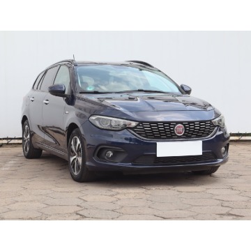 Fiat Tipo  Kombi 2017,  1.6 diesel, automat - Na sprzedaż za 28 999 zł - Łódź - zdjęcie 1