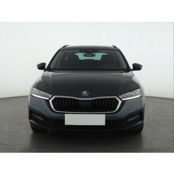 Skoda Octavia  Kombi 2020,  2.0 diesel, automat - Na sprzedaż za 79 999 zł - Piaseczno - zdjęcie 2