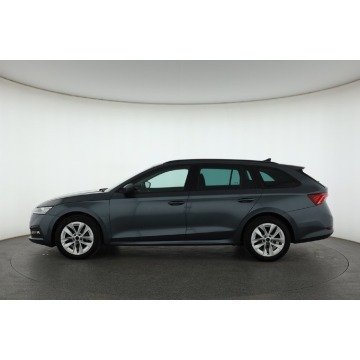 Skoda Octavia  Kombi 2020,  2.0 diesel, automat - Na sprzedaż za 79 999 zł - Piaseczno - zdjęcie 4
