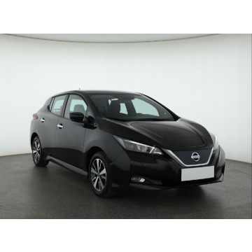 Nissan Leaf 40 kWh (150KM), 2021
