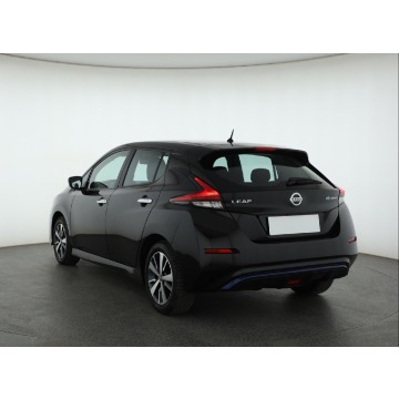 Nissan Leaf  Hatchback 2021 elektryczny, automat - Na sprzedaż za 69 999 zł - Piaseczno - zdjęcie 6