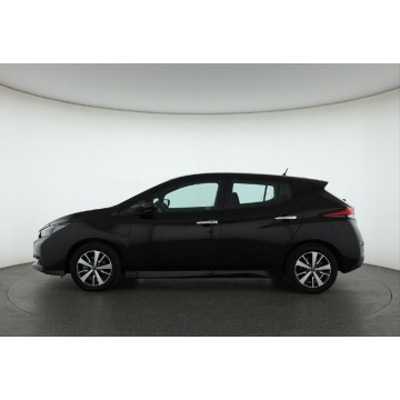 Nissan Leaf  Hatchback 2021 elektryczny, automat - Na sprzedaż za 69 999 zł - Piaseczno - zdjęcie 4