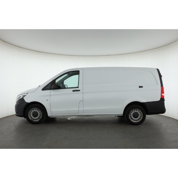 Mercedes - Benz Vito  Minivan/Van 2022,  2.0 diesel, automat - Na sprzedaż za 109 999 zł - Piaseczno - zdjęcie 4
