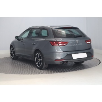 Seat Leon  Kombi 2016,  1.4 benzyna, automat - Na sprzedaż za 51 999 zł - Zabrze - zdjęcie 6