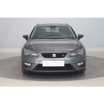 Seat Leon  Kombi 2016,  1.4 benzyna, automat - Na sprzedaż za 51 999 zł - Zabrze - zdjęcie 2