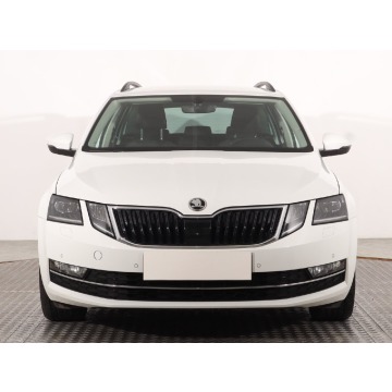 Skoda Octavia  Kombi 2019,  2.0 diesel, automat - Na sprzedaż za 64 999 zł - Katowice - zdjęcie 2