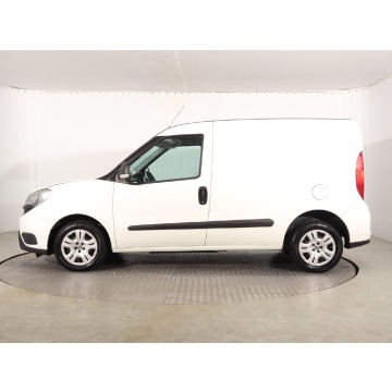 Fiat Doblo  Pick-up 2016,  1.2 diesel - Na sprzedaż za 22 999 zł - Katowice - zdjęcie 4